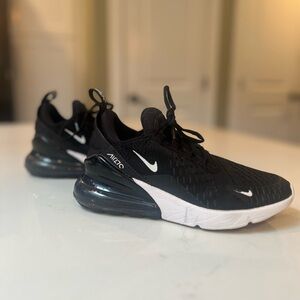 Nike Air Max 270